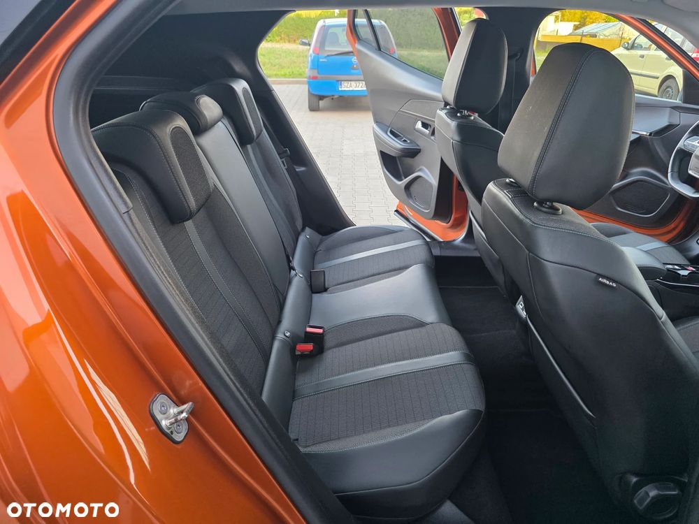 Peugeot 2008 BlueHDi 110 Allure Pack - 29