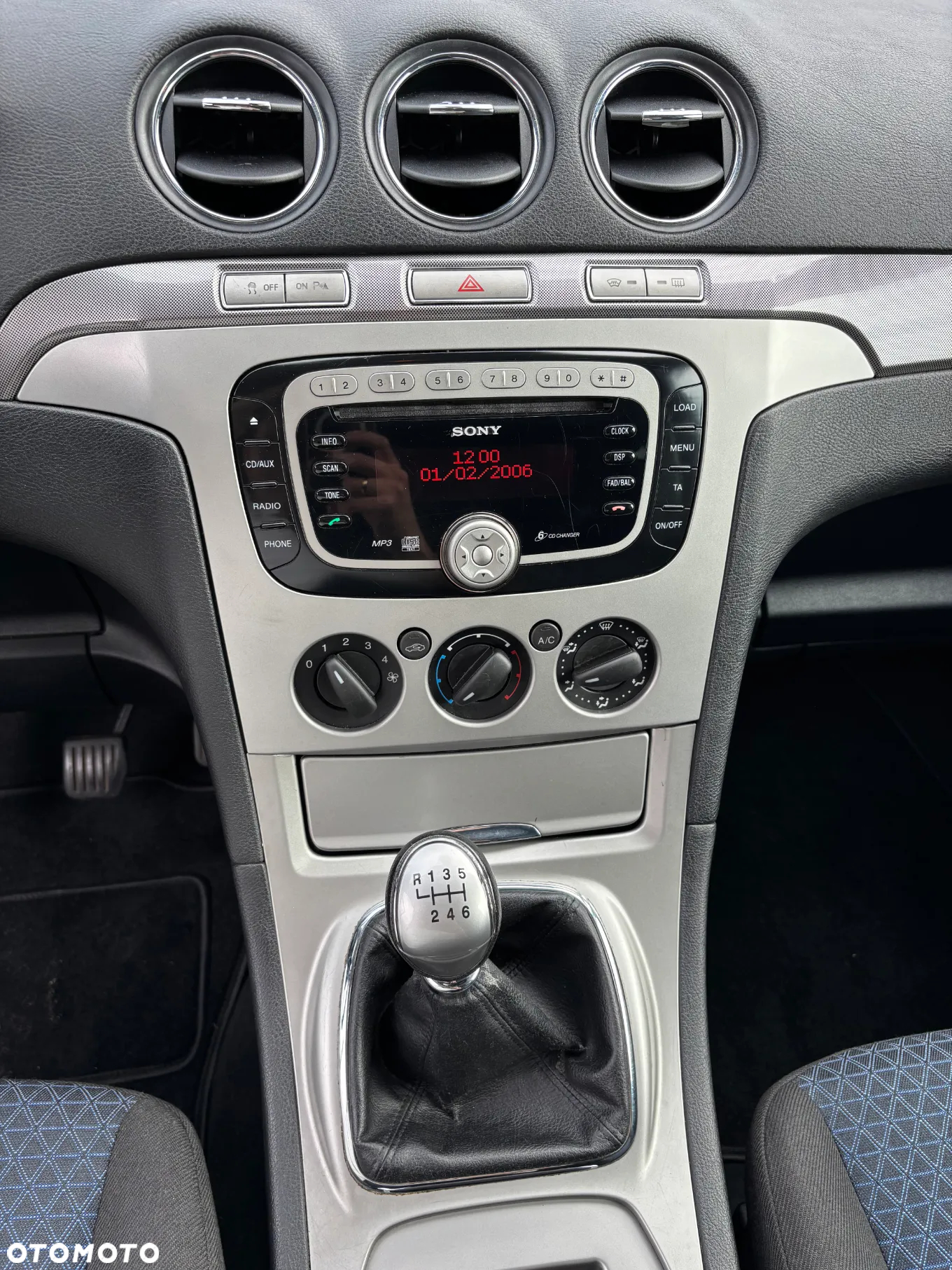 Ford Galaxy 2.0 TDCi Silver X - 25