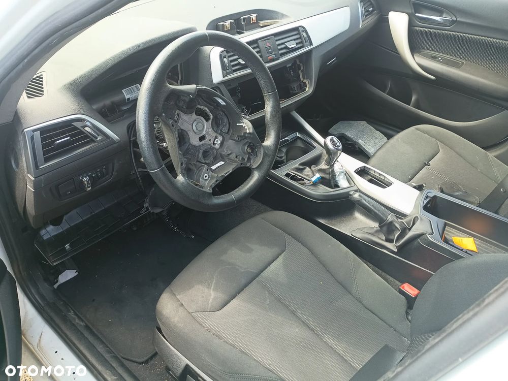 BMW Seria 1 118i Edition Metropolitan - 7