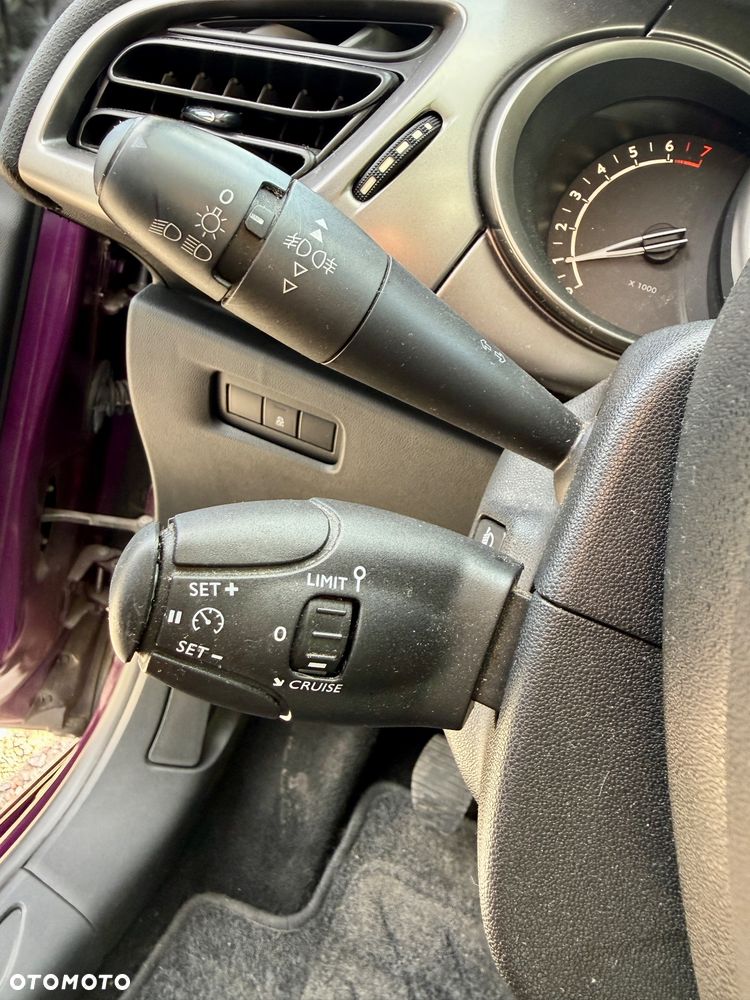 Citroën C3 1.2 PureTech Exclusive - 21
