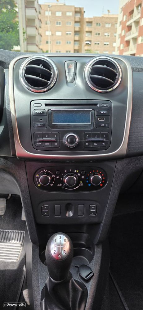 Dacia Logan MCV 0.9 TCe Confort - 14