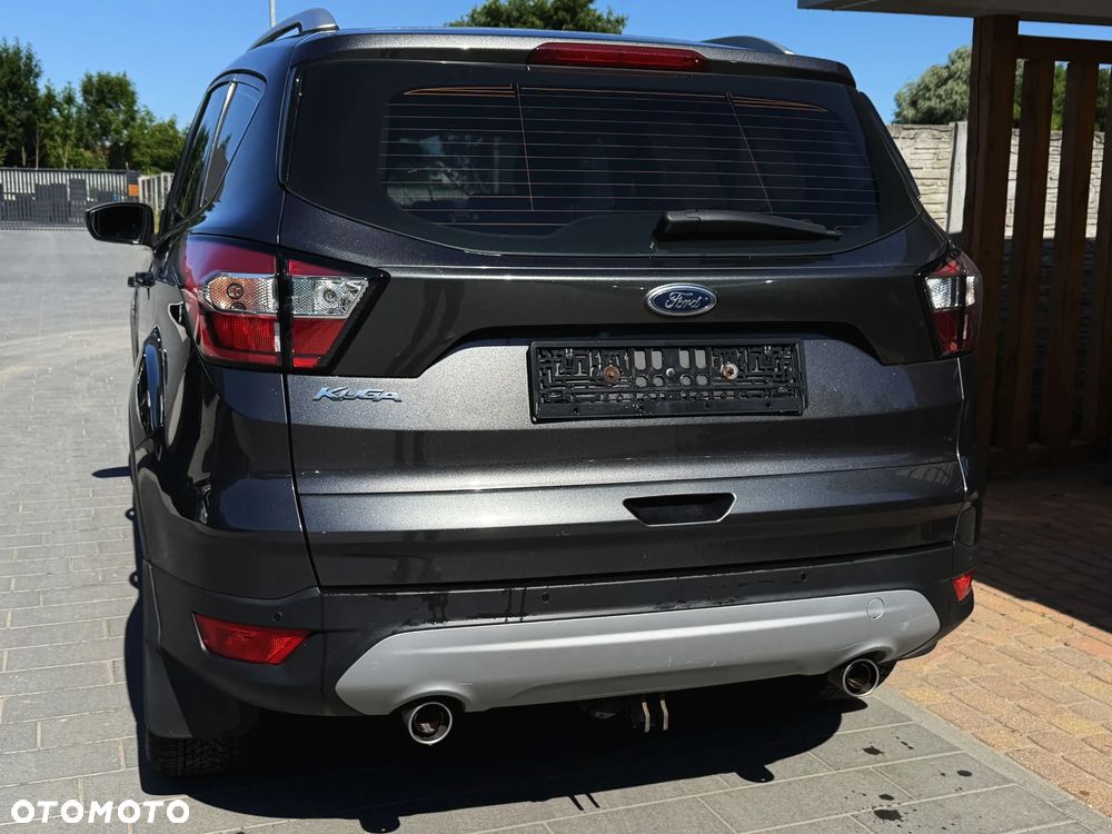 Ford Kuga 2.0 TDCi 2x4 Titanium - 6