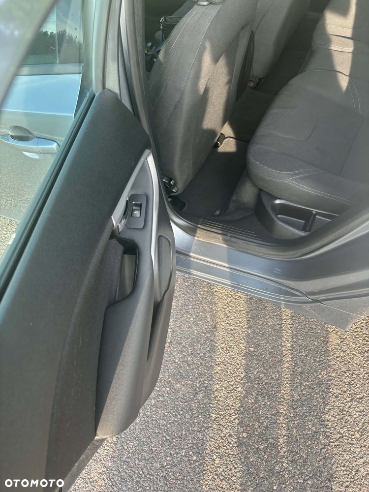 Volvo V40 D2 Momentum - 10