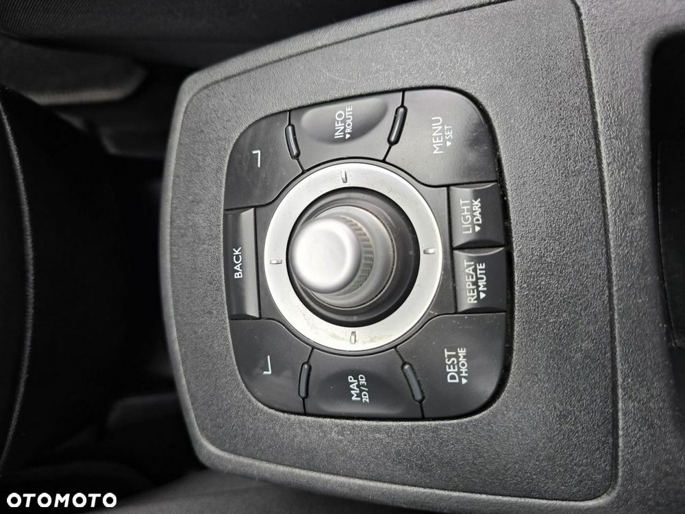 Renault Scenic - 26
