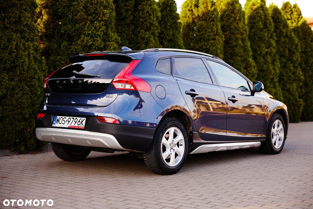 Volvo V40 Cross Country D2 Momentum - 8