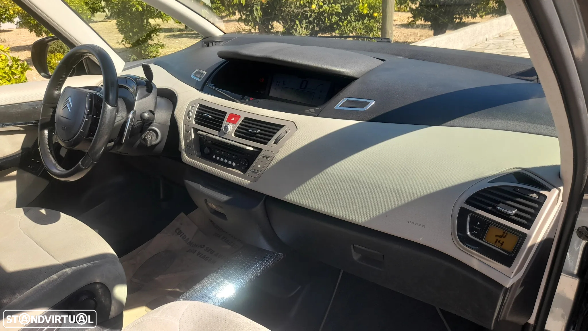 Citroën C4 Grand Picasso 1.6 HDi Exclusive CMP6 - 48