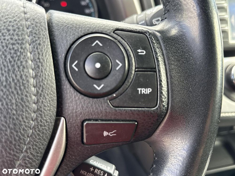 Toyota RAV4 Hybrid Premium 4x4 - 15