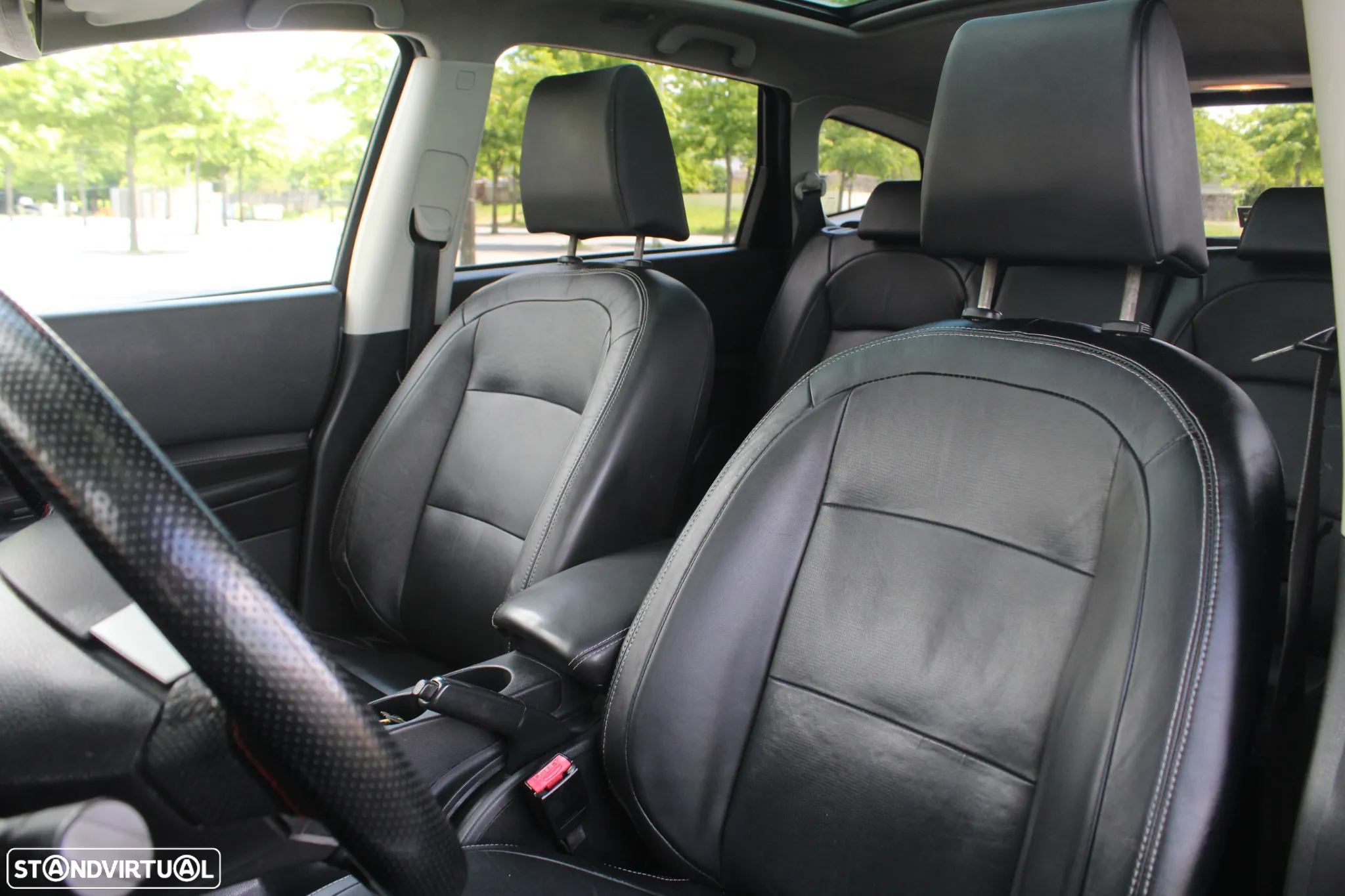 Nissan Qashqai +2 2.0 dCi Tekna Pele Choc +Navi - 33