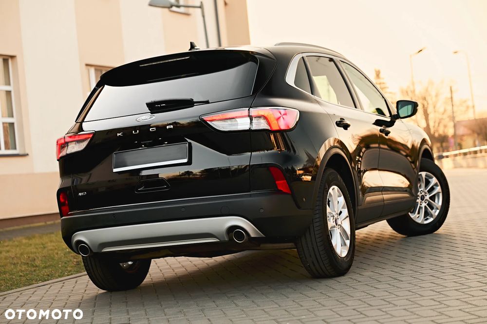 Ford Kuga 2.0 EcoBlue AWD Titanium - 4