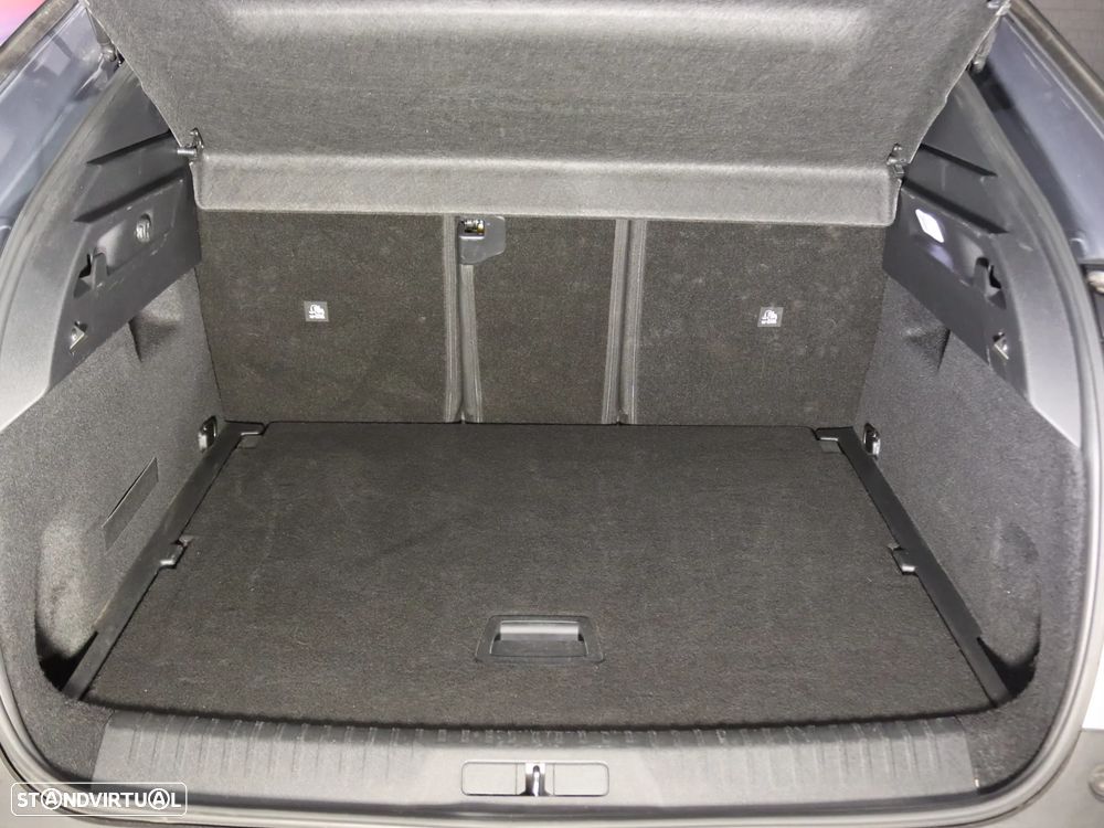 Peugeot 3008 1.2 Hybrid Allure Pack e-DCS6 - 14
