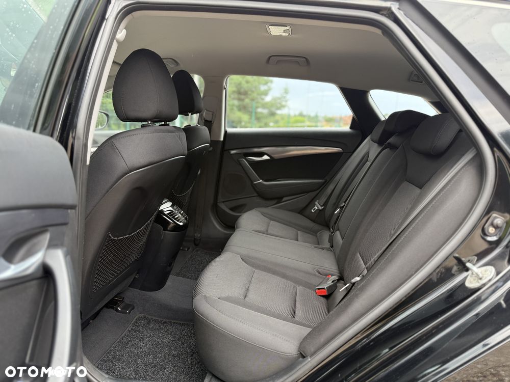 Hyundai i40 1.7 CRDi Premium - 17