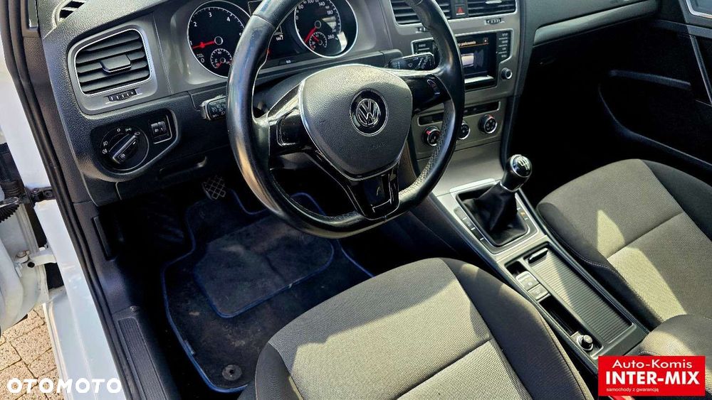 Volkswagen Golf - 30