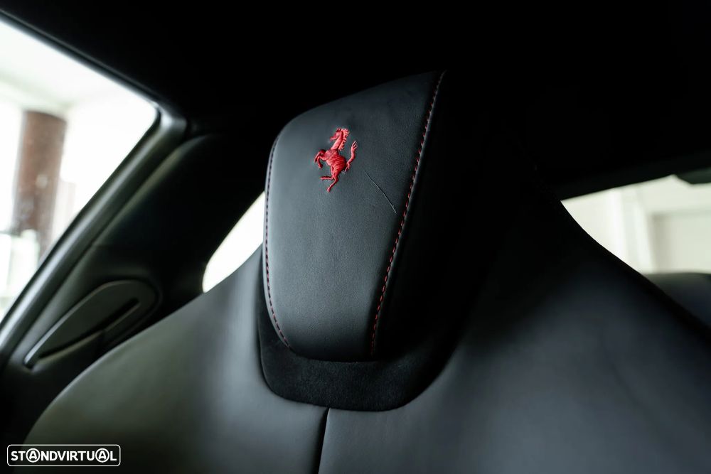 Ferrari Roma 3.9 Twin-Turbo V8 — fotografia 19