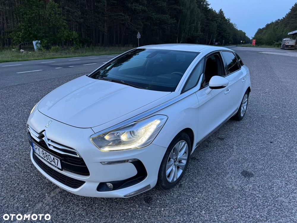 Citroën DS5 e-HDi 115 EGS6 Chic - 2