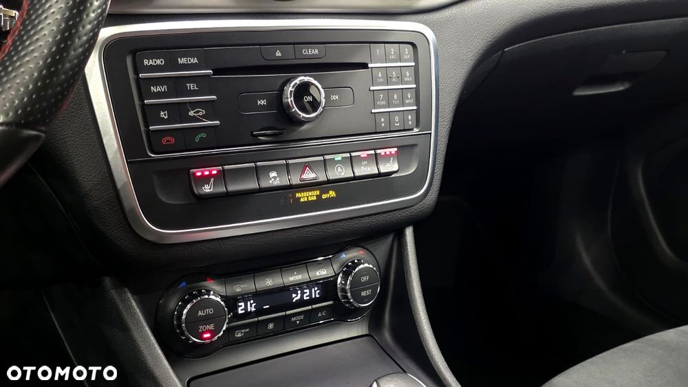Mercedes-Benz GLA AMG 45 4-Matic - 30