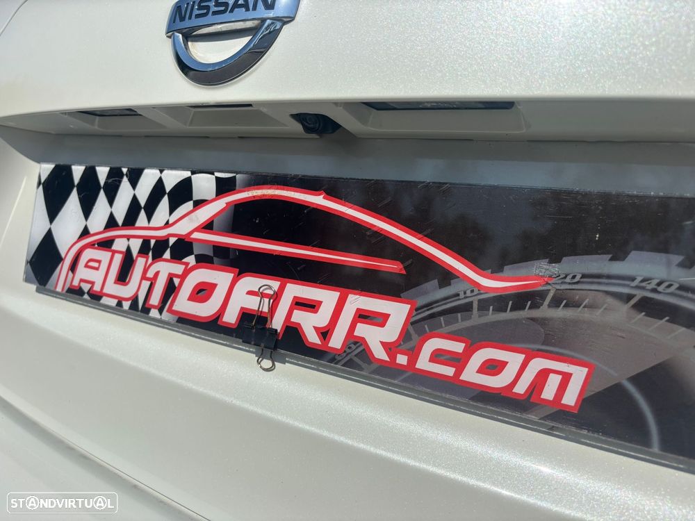Nissan Qashqai 1.5 dCi N-Connecta - 17
