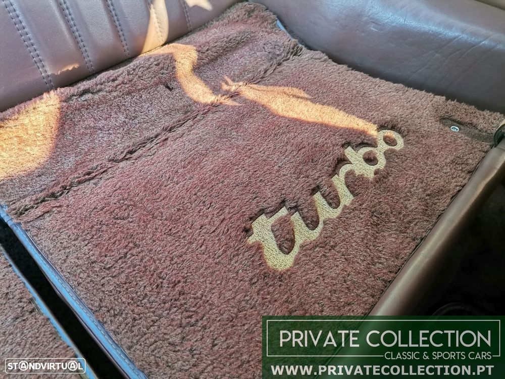 Porsche 911 Série G - 10