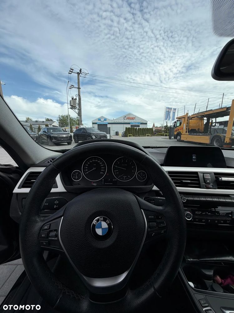 BMW Seria 3 318i GPF Luxury Line - 9