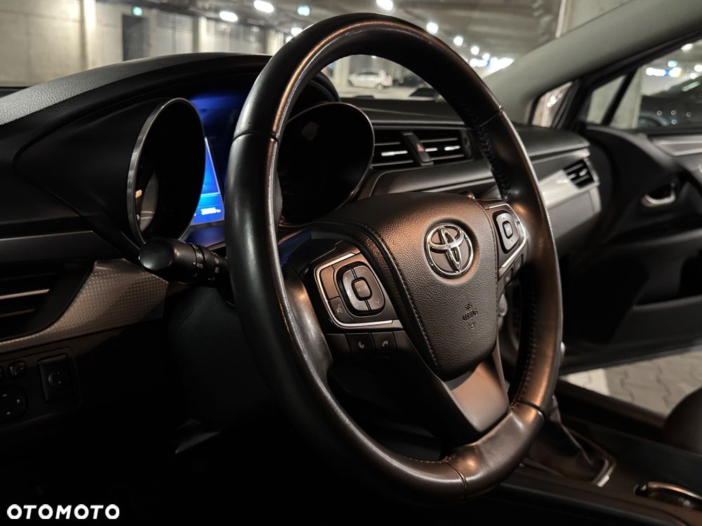 Toyota Avensis 2.0 D-4D Prestige - 20