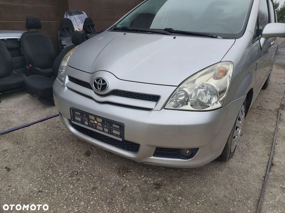 Toyota Corolla Verso II 04-06r zderzak przód lampa maska błotnik pas 1C0 - 3