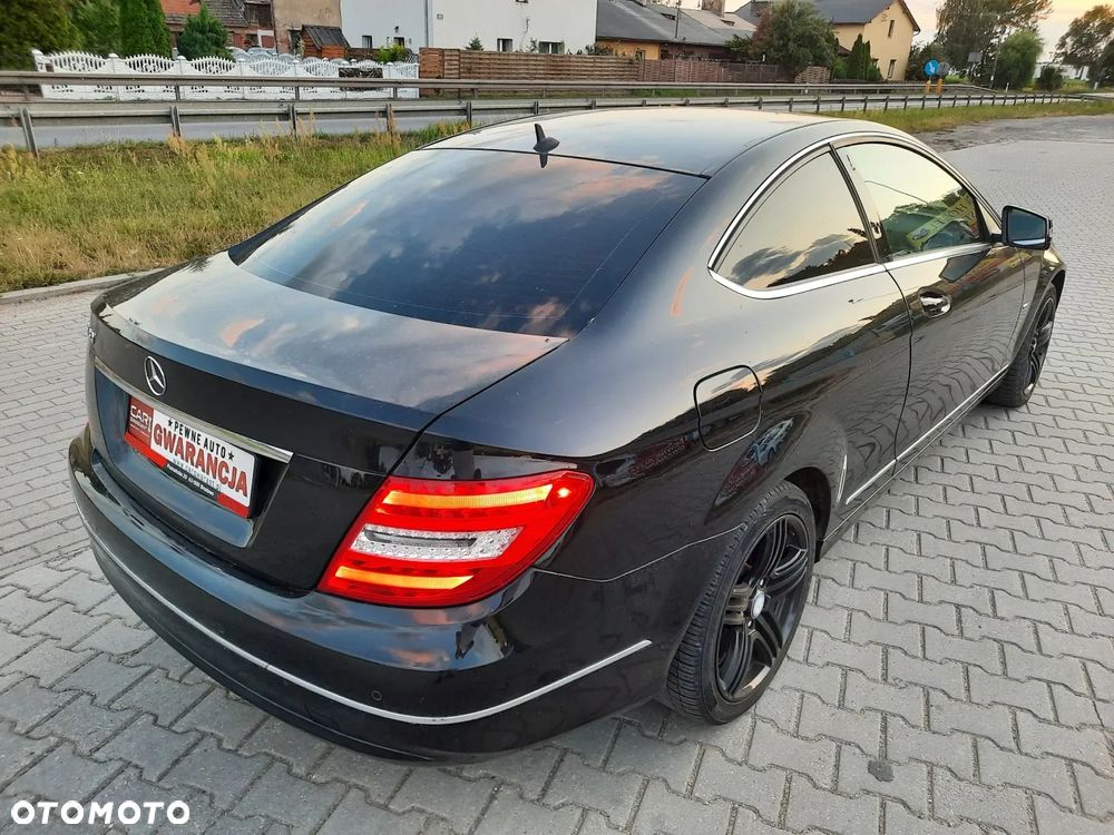 Mercedes-Benz Klasa C 180 Coupe BlueEFFICIENCY - 8