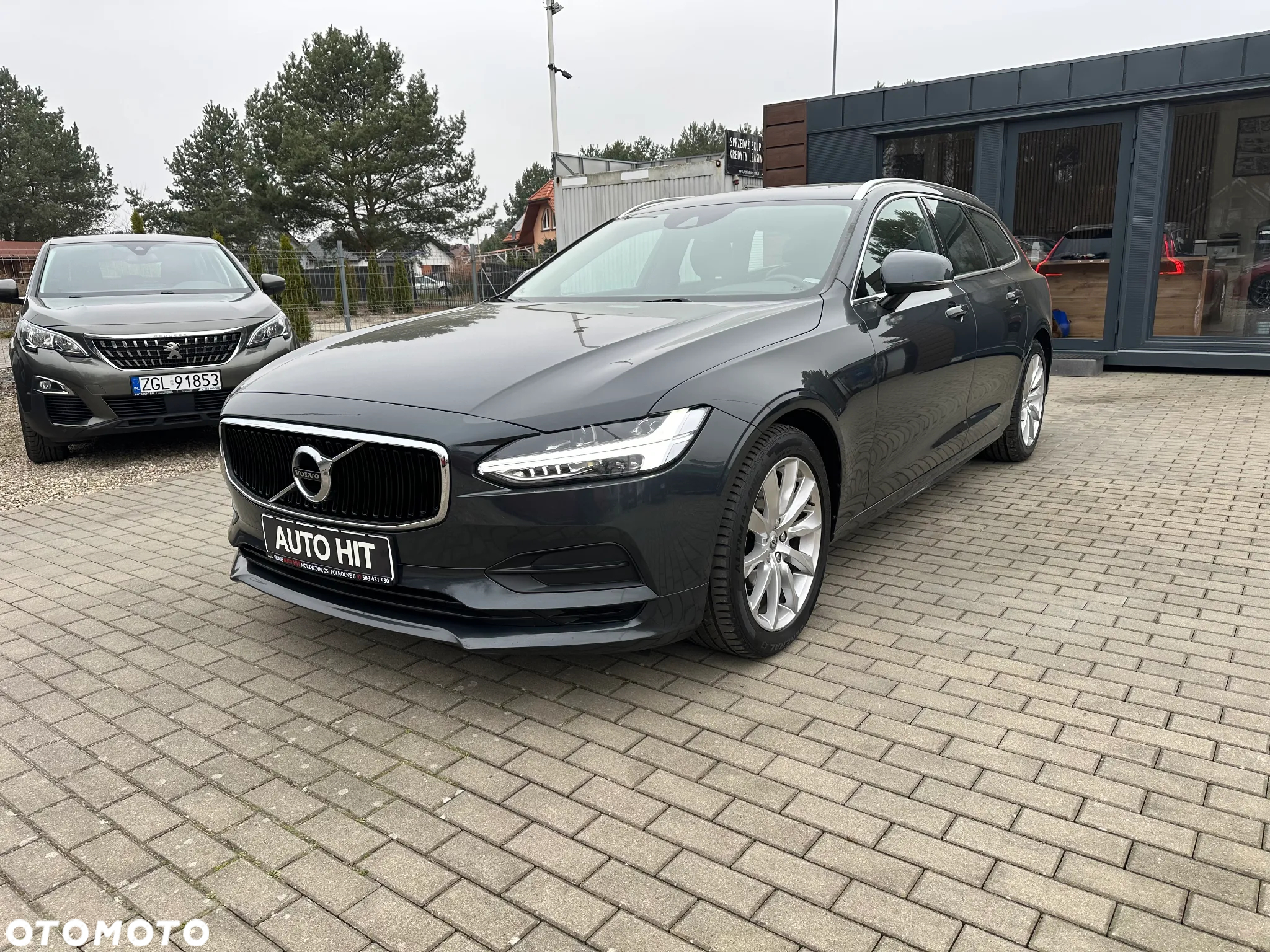 Volvo V90 D3 Momentum Pro - 11