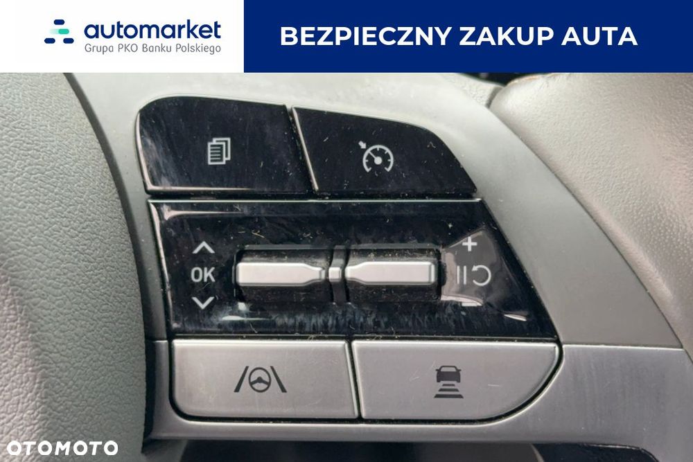 Hyundai Elantra 1.6 Executive CVT - 17