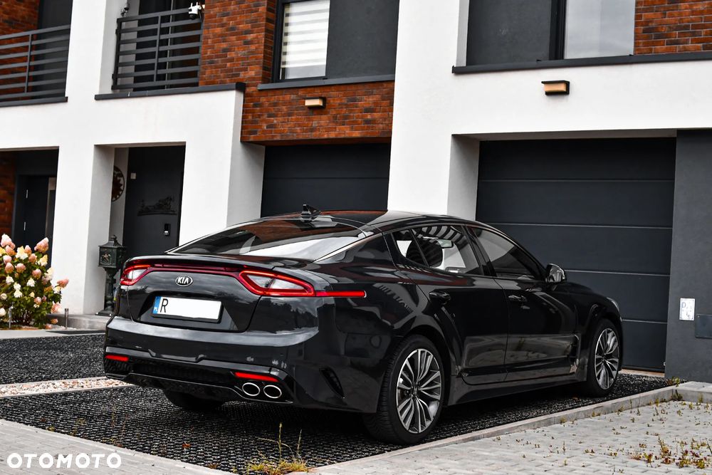 Kia Stinger 2.0 T-GDI GT Line - 5