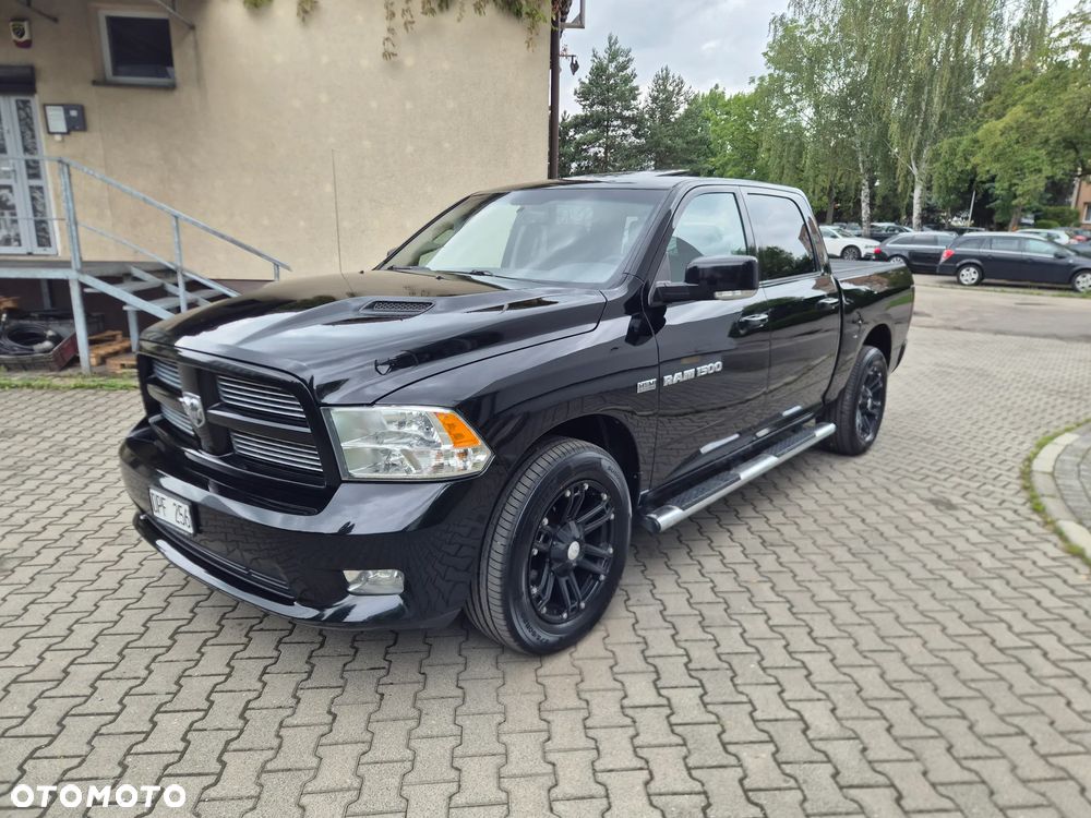 Dodge RAM 5.7 4x4 - 1