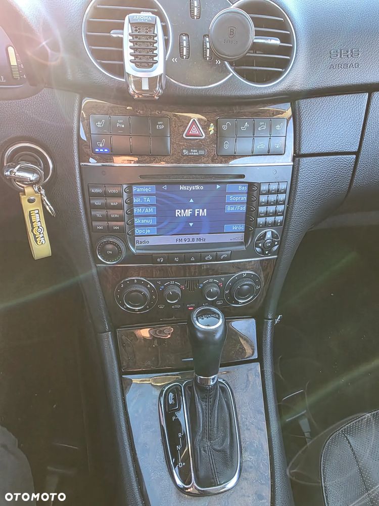 Mercedes-Benz CLK - 15