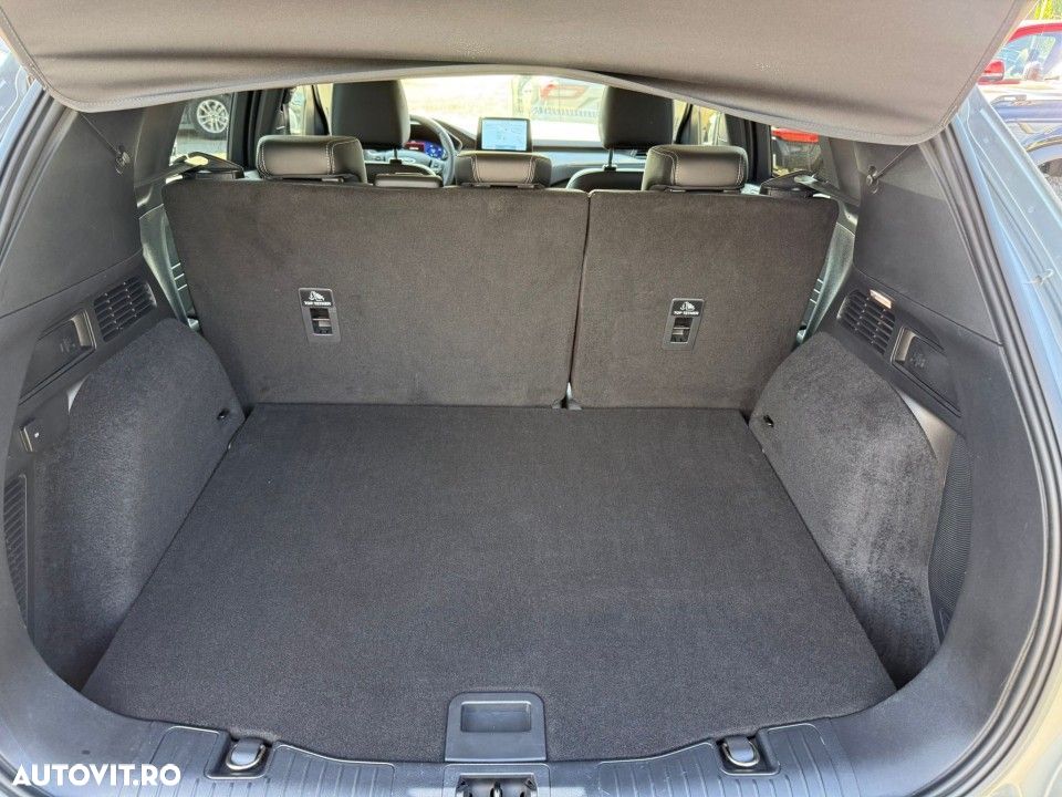 Ford Kuga 2.5 Duratec PHEV Titanium - 13