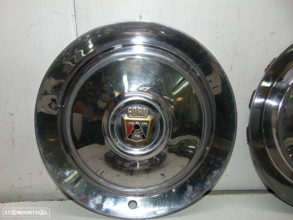 Antigos e clássicos tampões Ford - 2