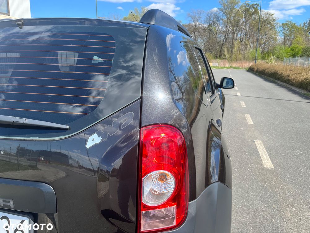 Dacia Duster 1.6 SL Delsey 4x4 - 36