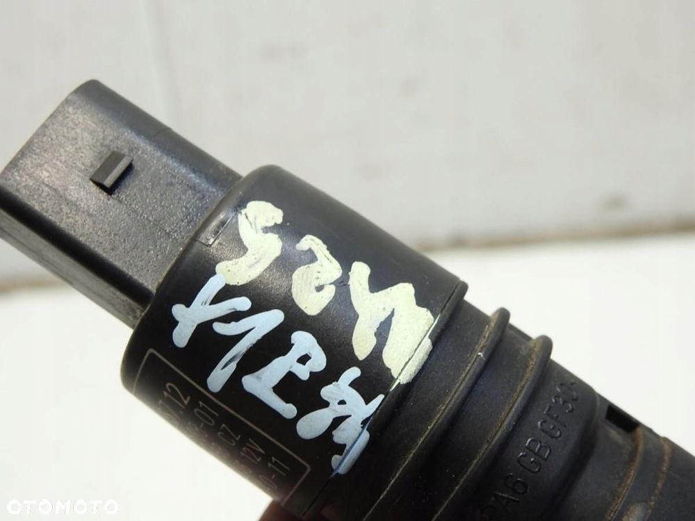 POMPKA SPRYSKIWACZA SZYBY CZOŁOWEJ BMW X1 E84 7302588 3437376 - 2
