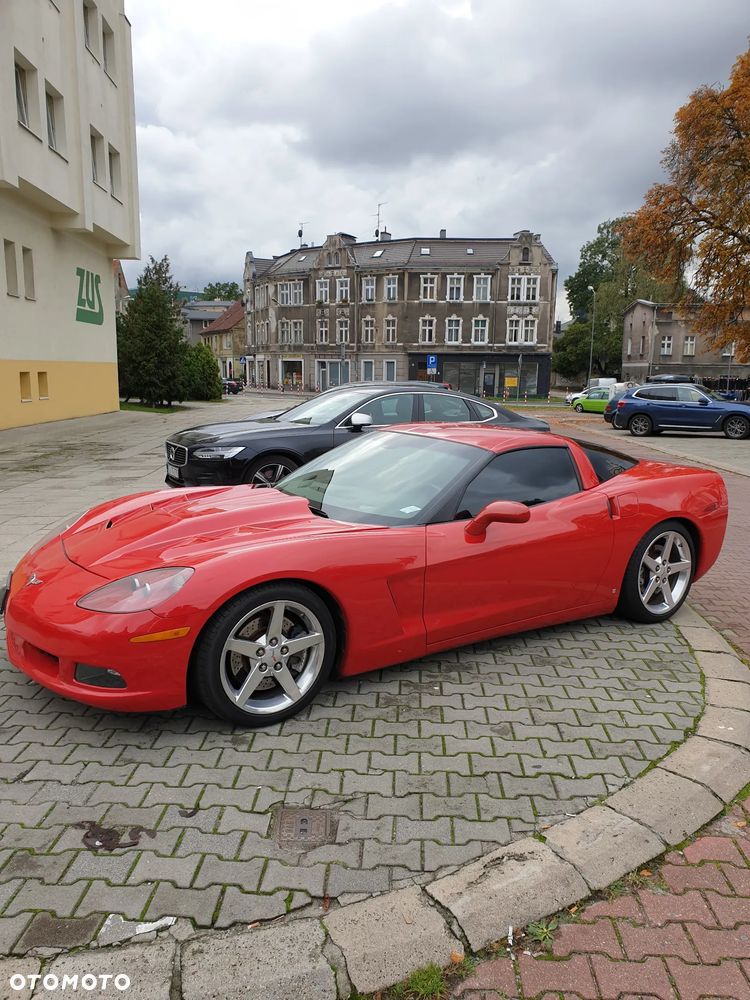 Chevrolet Corvette - 2