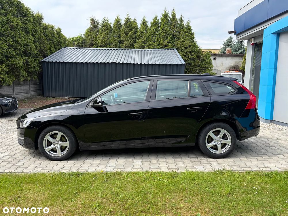 Volvo V60 D2 Geartronic Summum - 6