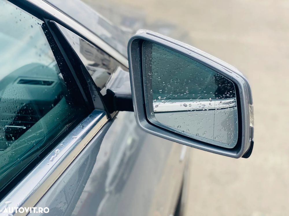 Mercedes-Benz E 250 BlueEFFICIENCY 7G-TRONIC Elegance - 7