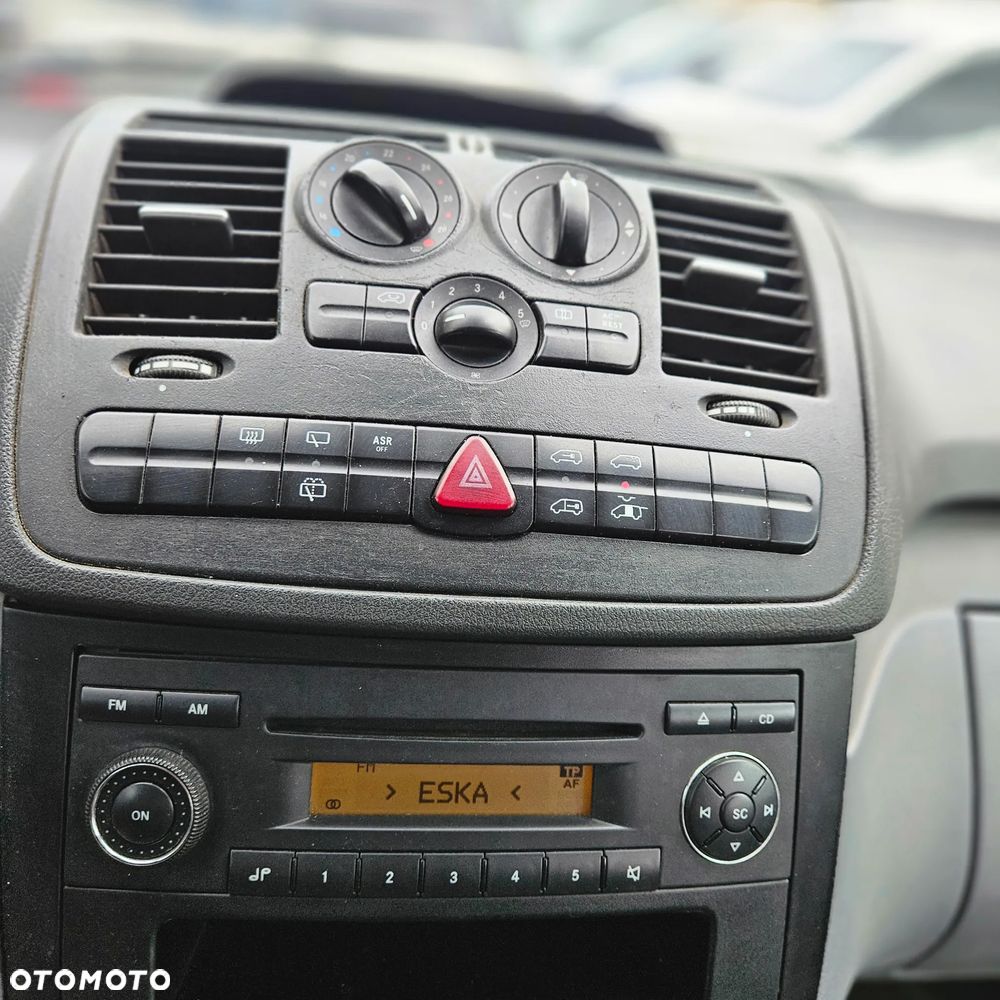 Mercedes-Benz Vito - 15