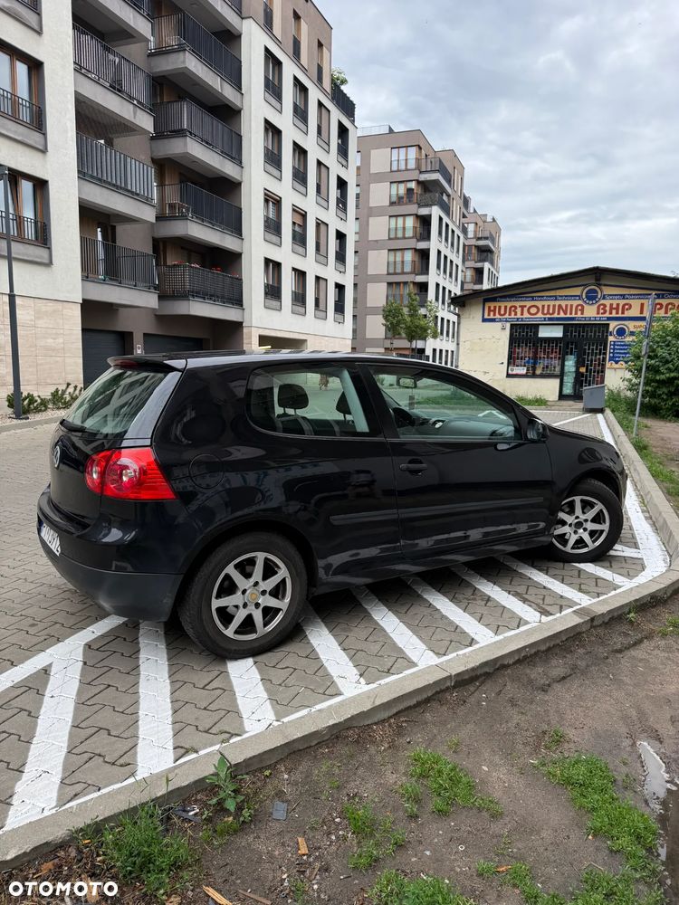 Volkswagen Golf 1.6 FSI Comfortline - 9