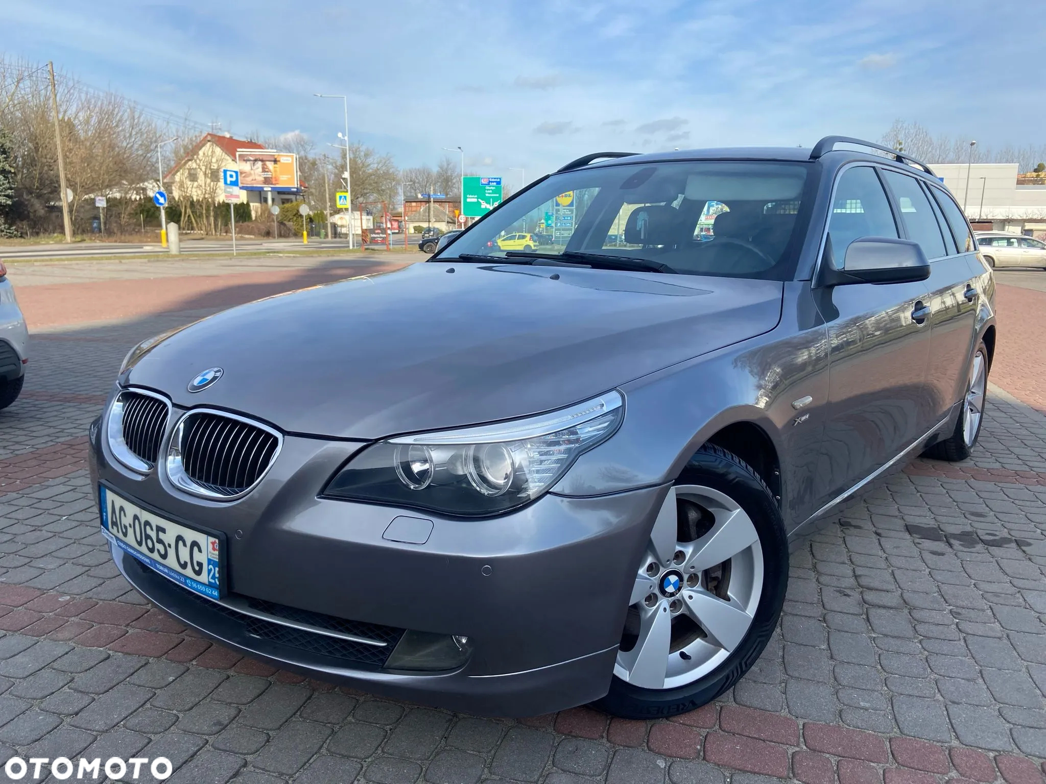 BMW Seria 5 525d xDrive Touring Edition Exclusive - 12