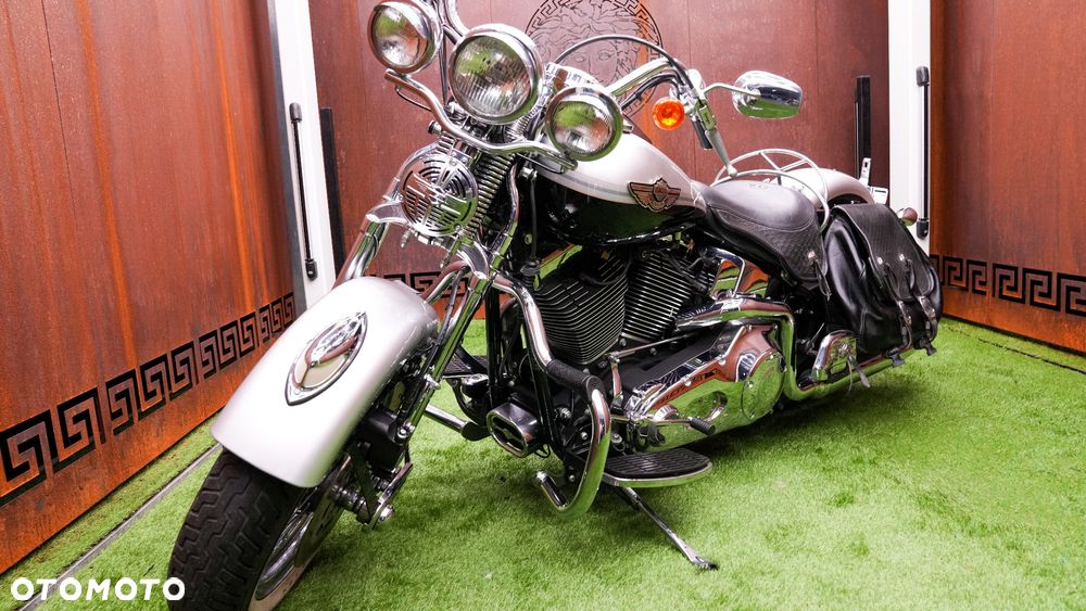 Harley-Davidson Softail Springer Classic - 20
