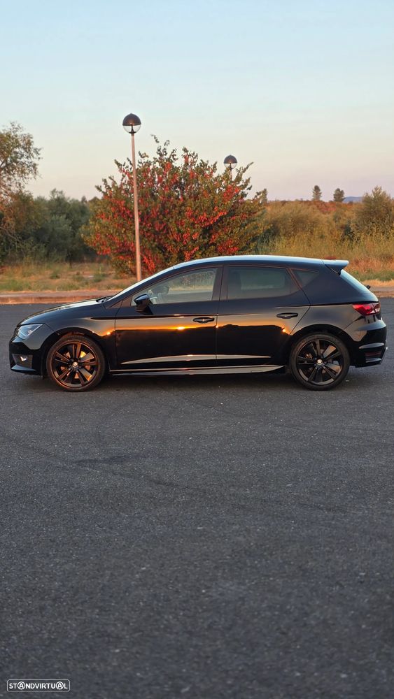 SEAT Leon 2.0 TDI DPF S&S FR - 4