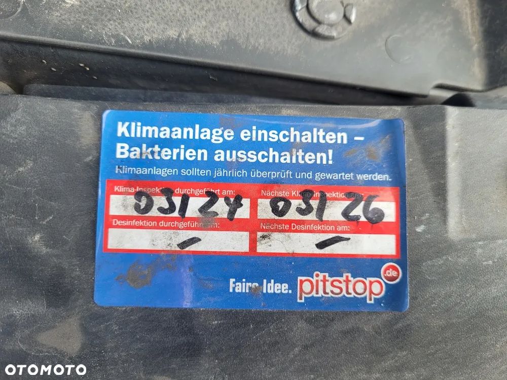 Nissan Qashqai 1.6 DIG-T N-Connecta - 16