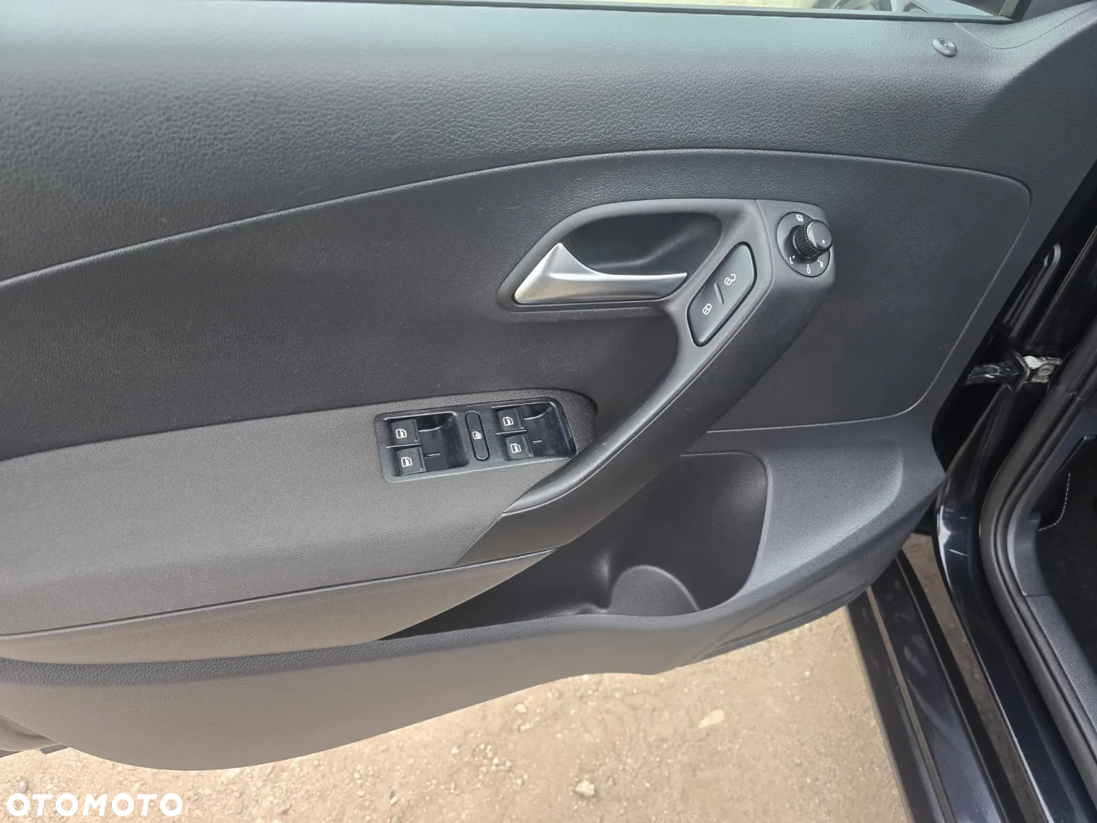 Volkswagen Polo 1.2 TSI Black/Silver Edition - 27