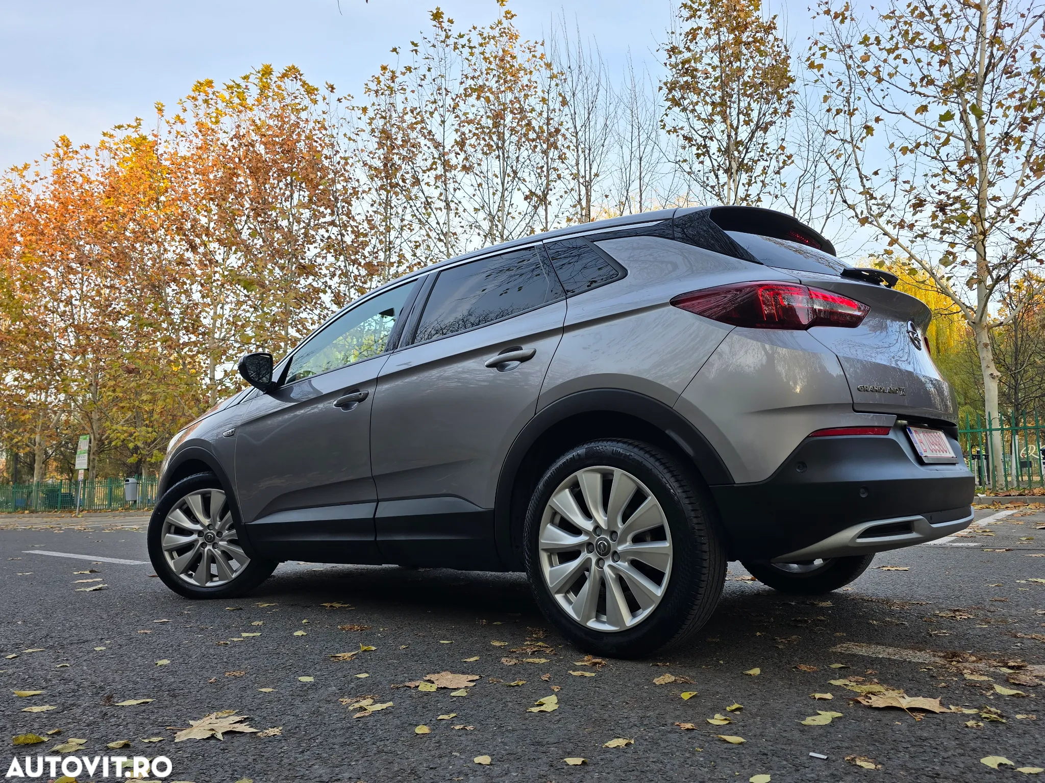 Opel Grandland X 1.5 D Start/Stop Business Elegance - 9