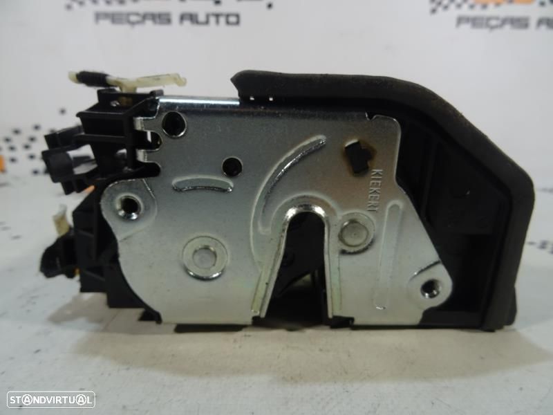 Fecho Da Porta Trás Esquerda Bmw 3 (F30, F80)  7202147 / 51227202147 / - 6