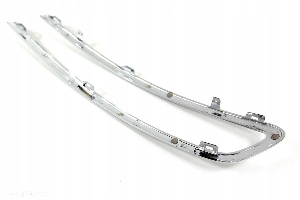 RAMKA LAMPY CHROM PRAWA CITROEN BERLINGO IV 18- - 3