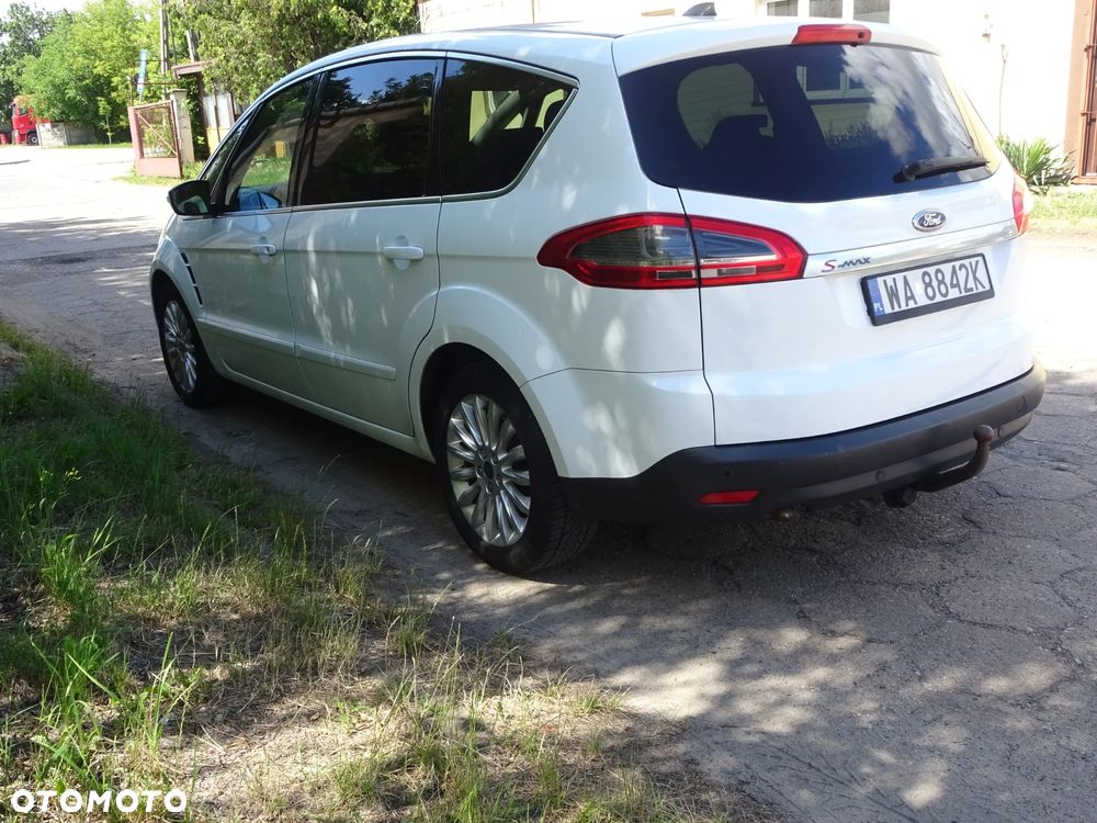Ford S-Max - 8