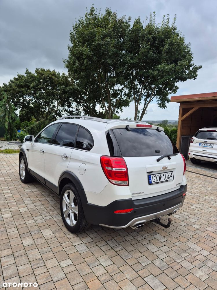 Chevrolet Captiva 2.2 d LTZ - 6