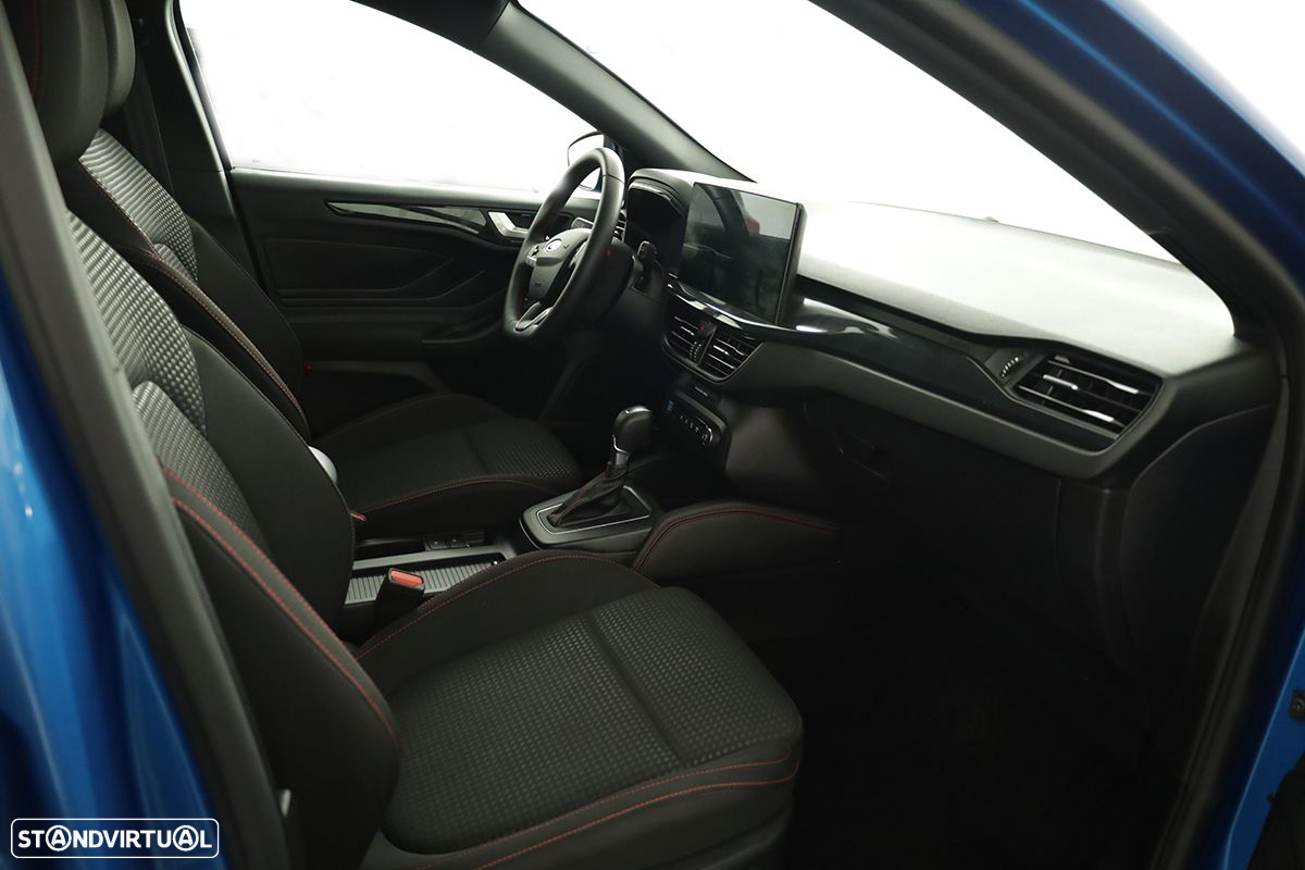Ford Focus - 21